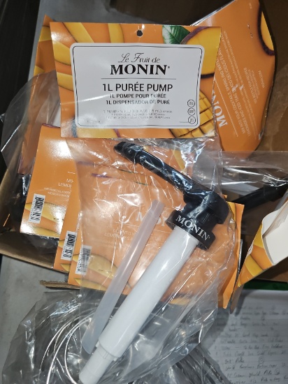LeFruit De Monin one liter puree pumps