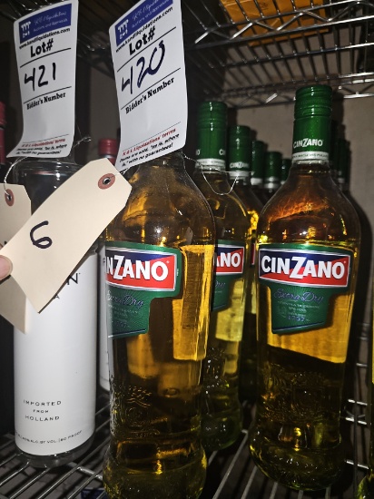 Assorted closed bar ware
