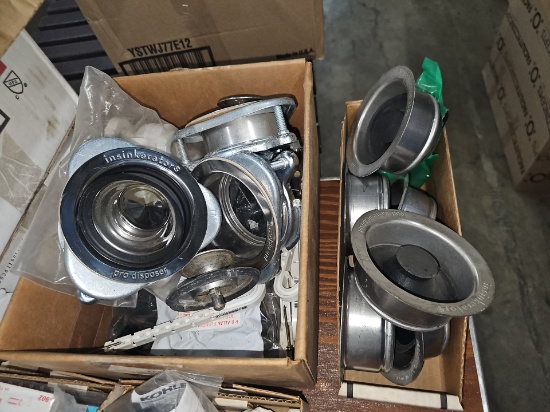 Assorted plumbing supplies