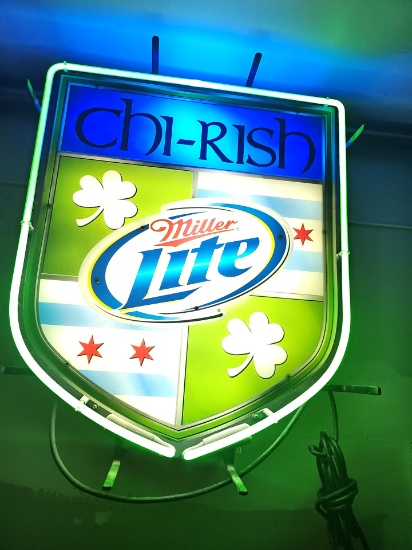 Chi Rish Working Neon bar sign