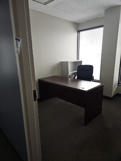 Content of office, door included