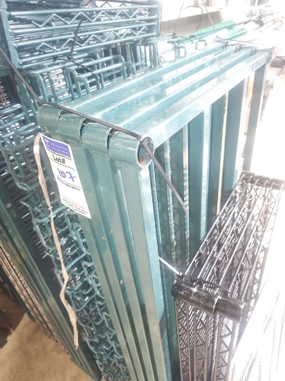 Green wire storage dunnage rack with poles 4' x 24"