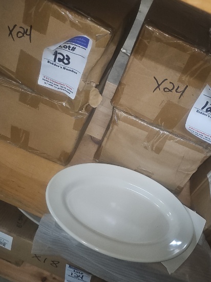 Melamine 13 5/8" x 9 1/4" oval