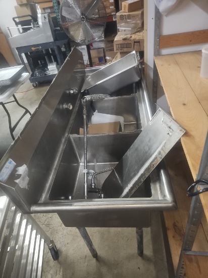 Stainless steel three compartment sink 5' x 24" x 44"