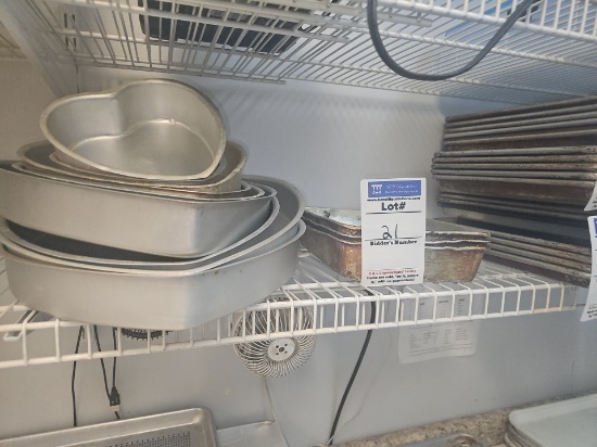 Assorted Bakery pans
