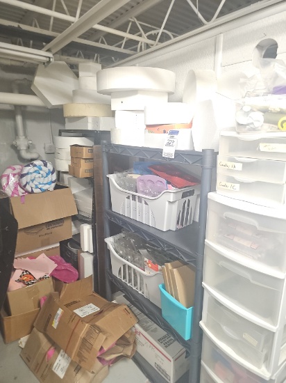 Content of poly shelf with shelf (ask K&L)
