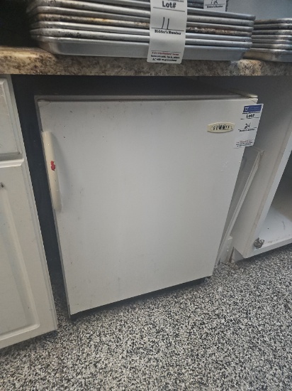 Summll Undercounter non-commercial cooler