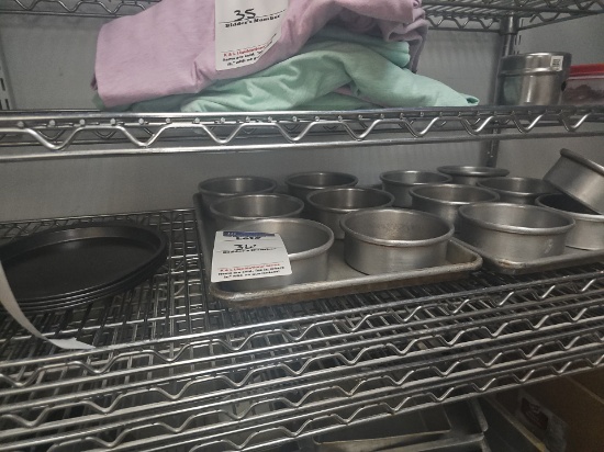 Assorted Aluminum bakery pans