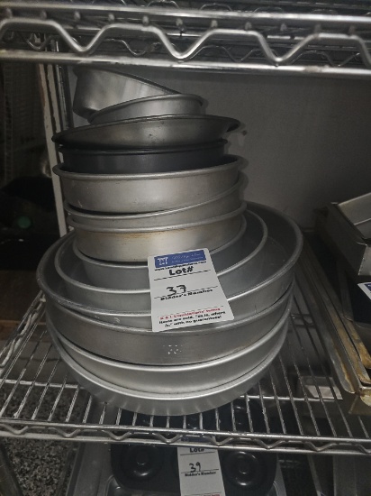 Assorted Aluminum bakery pans