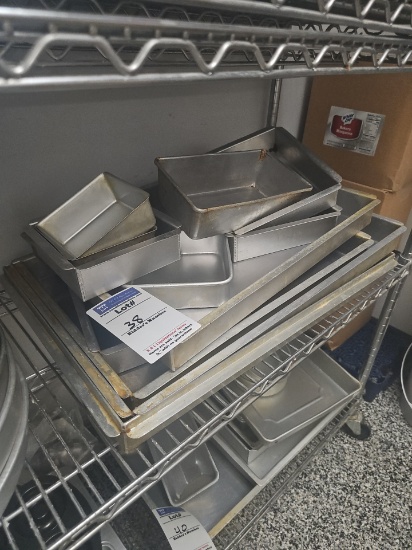 Assorted Aluminum bakery pans