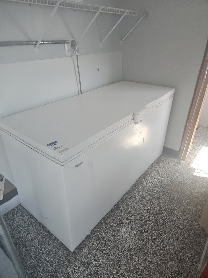 Whirlpool Chest Freezer works 65" x 27"