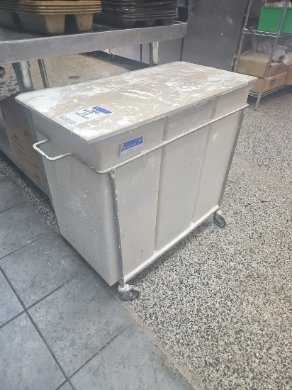 Ingredient bin on wheels 30" x 15"