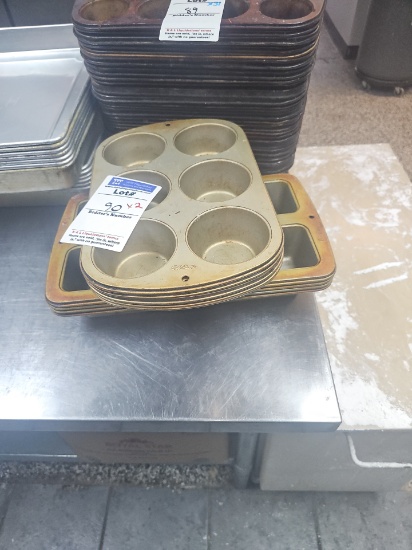Assorted pans