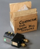 (1) box contractor for Pow Con mig feeder