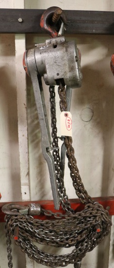 Lot of (2) CM chain come-alongs with longer chains - (1) 3/4 ton, (1) 11/2