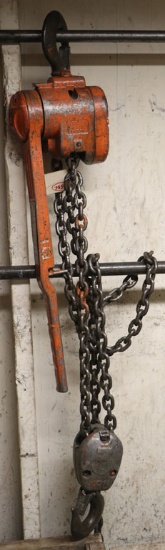 (1) CM 3-ton chain come-alongs with 5' chains