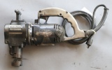(1) B&D electric 3/16