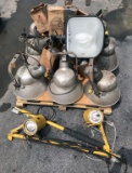 Large lot of approximately 9 aluminum body 1500-watt electric stadium light