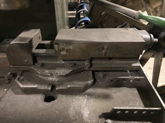 Heavy Duty machine mount vise