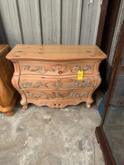 Like new 3 drawer ornate dresser