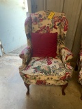 Really nice floral print chair