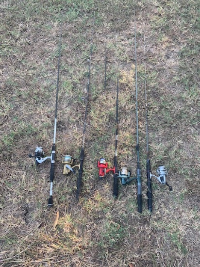 5 fishing rods/reels