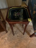 Small lamp table