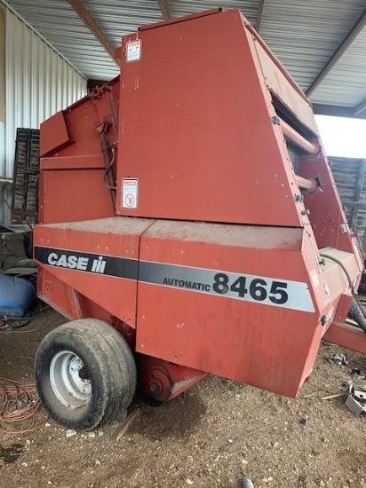 CASE IH 8465 BALER