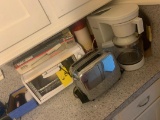 Assorted kitchen gadgets