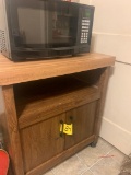 Hamilton Beach microwave and rolling stand