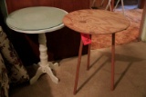 2 small side tables