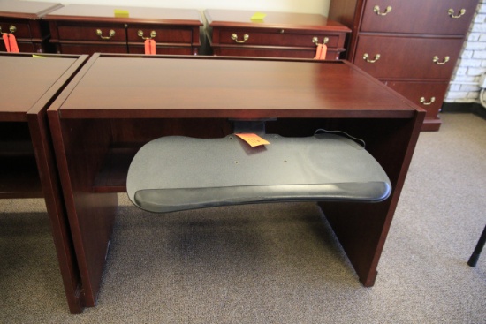 COMPUTER DESK