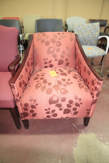 VERY NICE WAITING AREA CHAIR