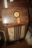 VERY OLD CONSOLE RADIO
