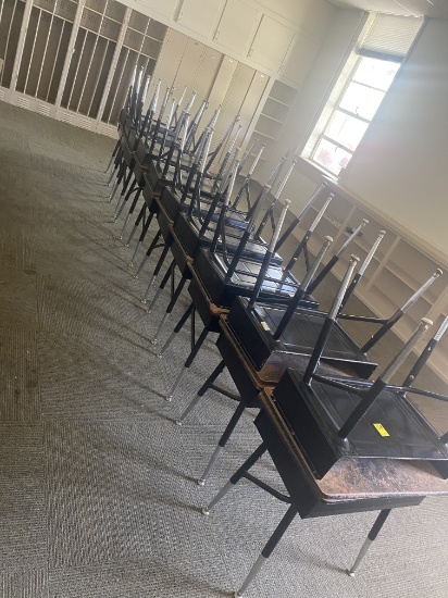 STUDENT DESKS