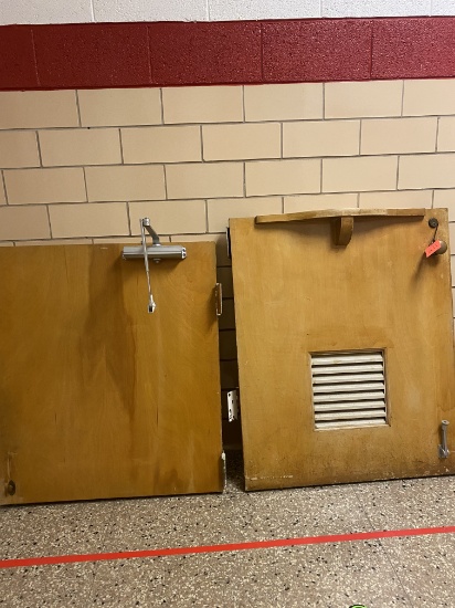 SCOTCH DOOR