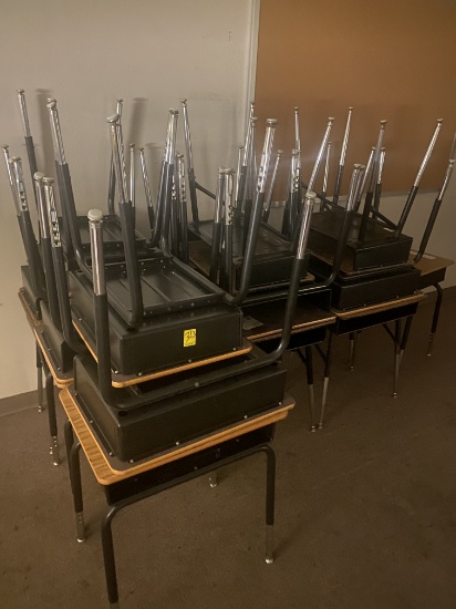 STUDENT DESKS