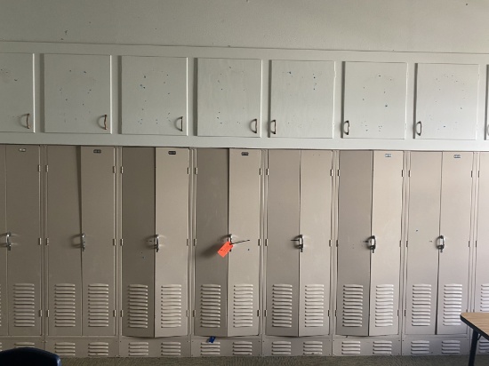 METAL LOCKERS