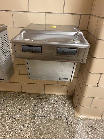 WATER FOUNTAIN