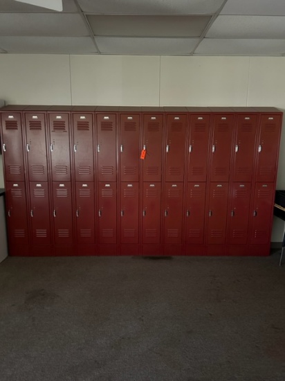 NICE METAL LOCKERS