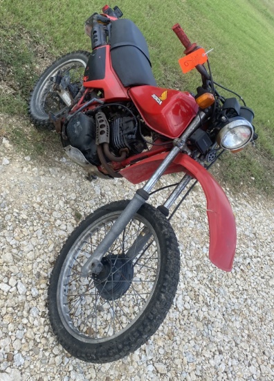 1982 HONDA XL250R MOTORCYCLE