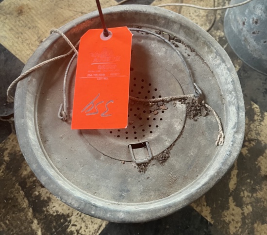 MINNOW BUCKET