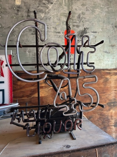COLT 45 NEON