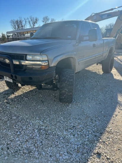 2001 CHEVY 2500 EXT CAB