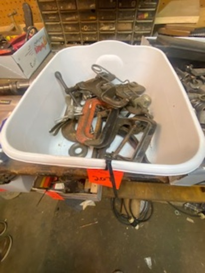 TRAY OF CLAMPS AND MISC