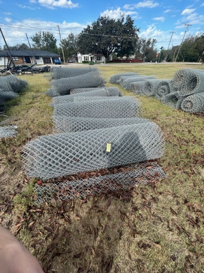 APPROXIMATELY 17 ROLLS OF 6' CHAINLINK