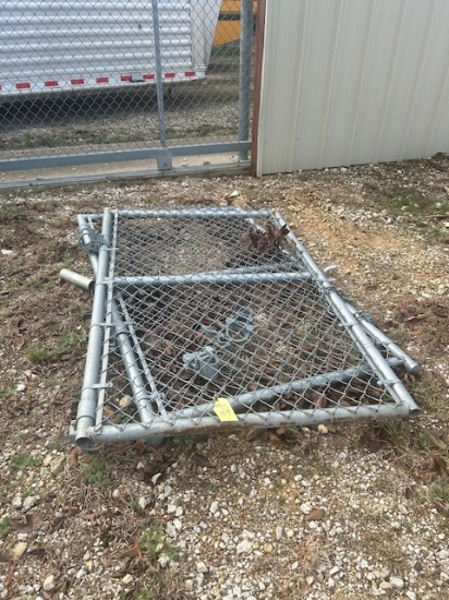 2 CHAINLINK COMMERCIAL GATES USED