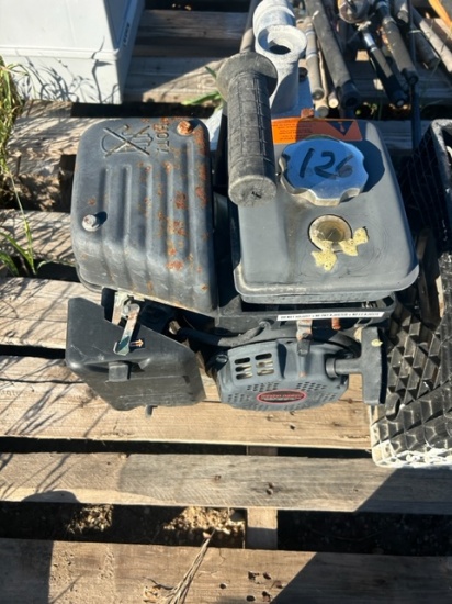 PORTABLE GAS POWERED PUMP