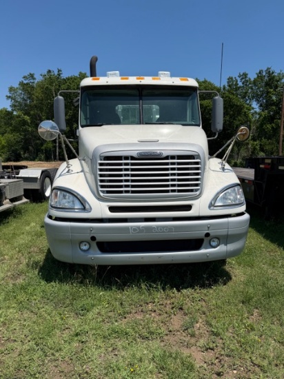 2007 Freightliner Columbia