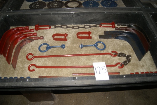 DISPLAY OF MACHINE PARTS